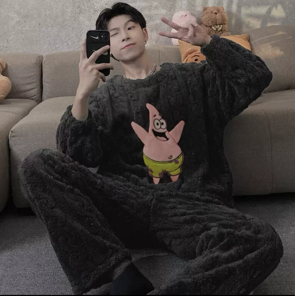长毛绒睡衣男冬季加厚加绒卡通男士圆领套头家居服冬天男款套装