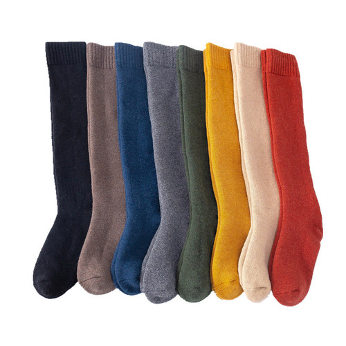 Autumn and winter velvet thickened wool calf socks for men, warm high socks for middle-aged and elderly women, long socks