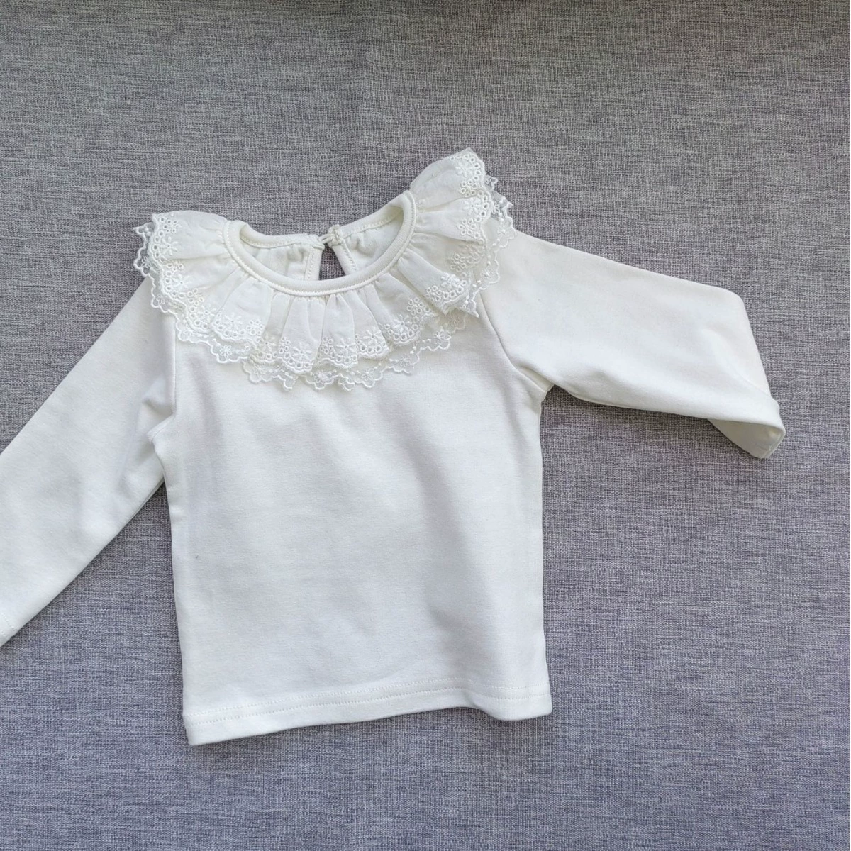 Brand solid white base body-friendly long-sleeve girl's, Korean style
