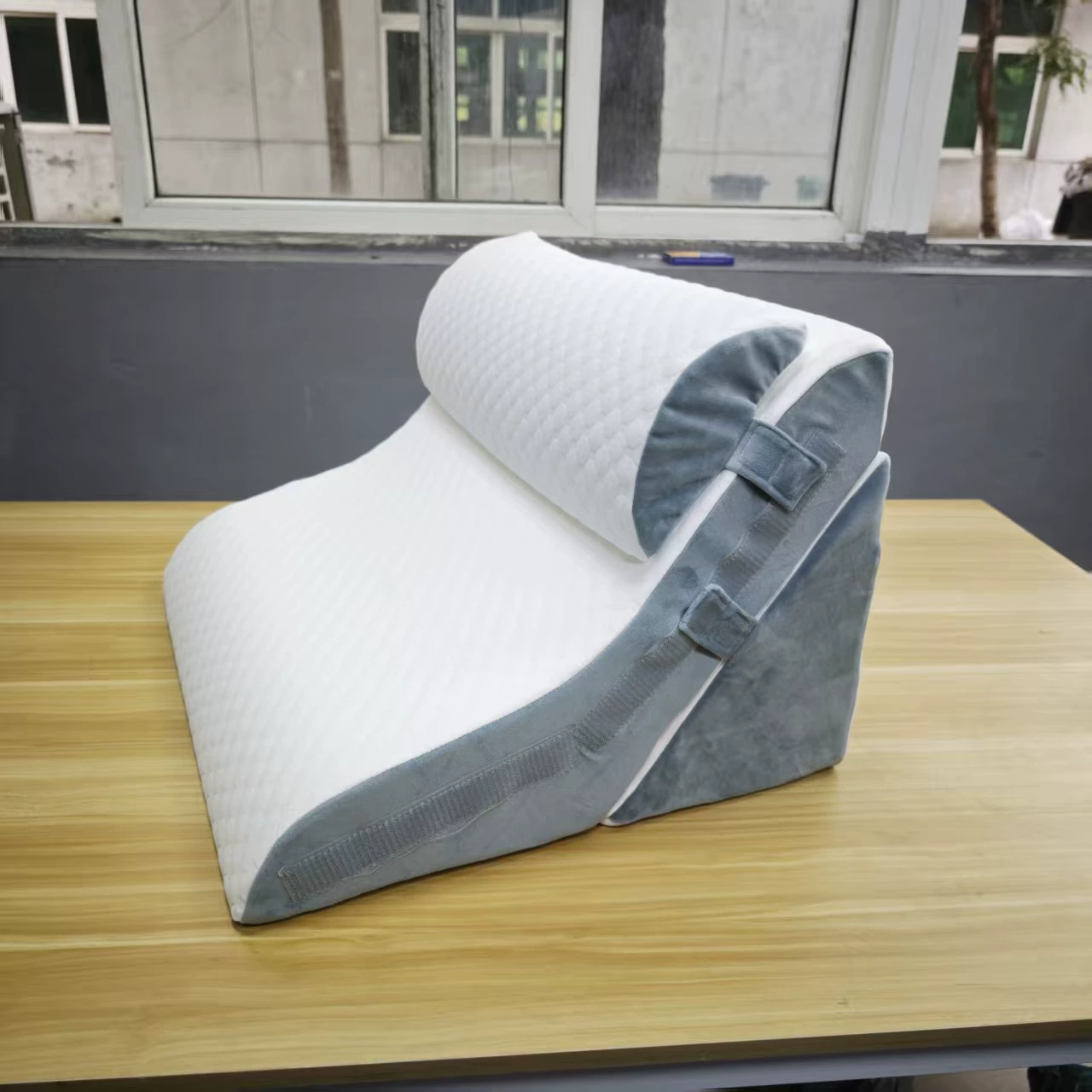 Трансграничная горячая продажа, многофункциональная клиновидная подушка, комбинированный набор из трех предметов с изогнутой подушкой из губки плотности для обеденного перерыва