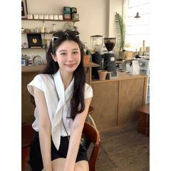 2025法式领飘带设计感小众白色衬衫女夏气质衬衣显瘦短袖别致上衣