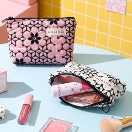 ins小众超火化妆包女便携大容量零钱包小杂物内胆包包内收纳小包