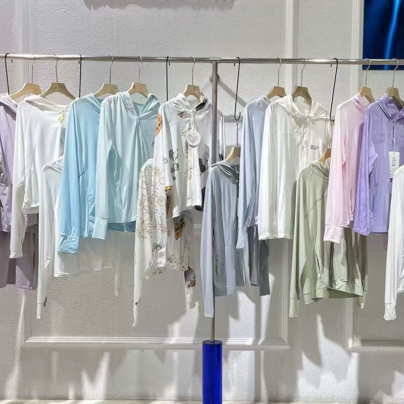 2025 новая женская летняя солнцезащитная одежда, тонкая, защита от ультрафиолета, дышащая, солнцезащитная одежда с большими полями, покрытие для лица, цельный хвост.