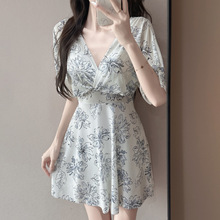 �Ը��¿������Ӿ��Ů�¿������ȹ�ڶ�����������Ȫ��Ӿװ