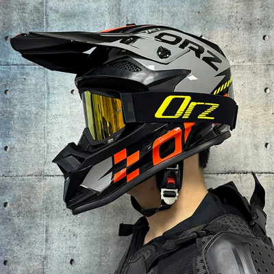 Motosiklet kaskı (dəbilqə): Men and Women Go-Kart Rally Helmet - glossy-black-track-with-orz-black-frame-and-gold-mirror-free-gloves-and-mask-s