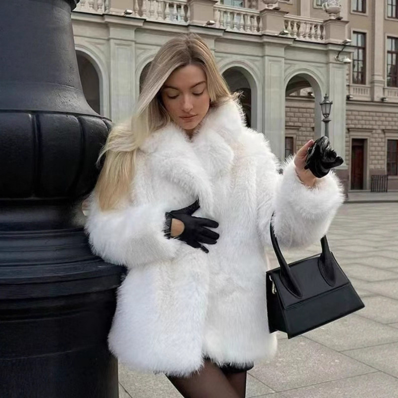 European and American Ins Fashion Pure Color High-End Environmentally Friendly Fur Jacket 2025 Autumn and Winter New Sexy Elegant Trend