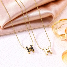 潮流网红风滴油H字母吊坠钛钢项链女轻奢高级感小众个性锁骨链