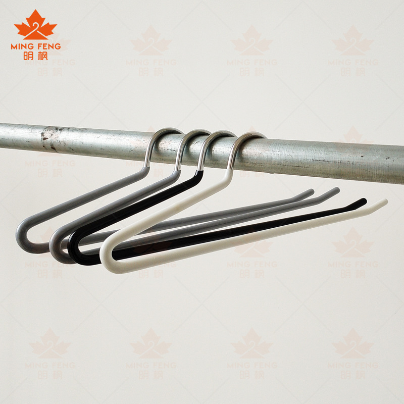 Colgante de cuello corto con pantalones de gansos gruesos 25 / 29cm cuello corto con pantalones en forma de Z colgando con pantalones de gansos invertidos cuello corto