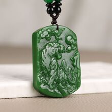 新疆和田碧玉色外蒙料老虎吊坠男女挂件生肖虎玉项链霸气款毛衣链