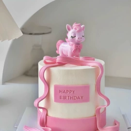 树脂工艺品;节庆用品;塑料工艺品