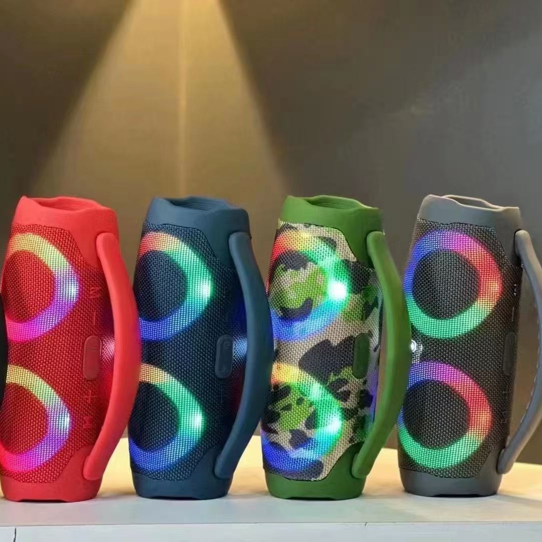 Cabeza Bluetooth inalámbrica caliente transfronteriza BOX3 - MINI God of War RGB colorido portátil subwoofer portátil al aire libre