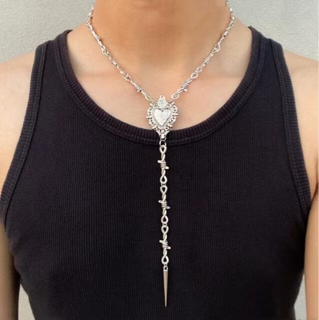 European and American New Style Thorn Heart Necklace Fashion Personality Dark Gothic Niche Subculture Trendy Hip-Hop Jewelry