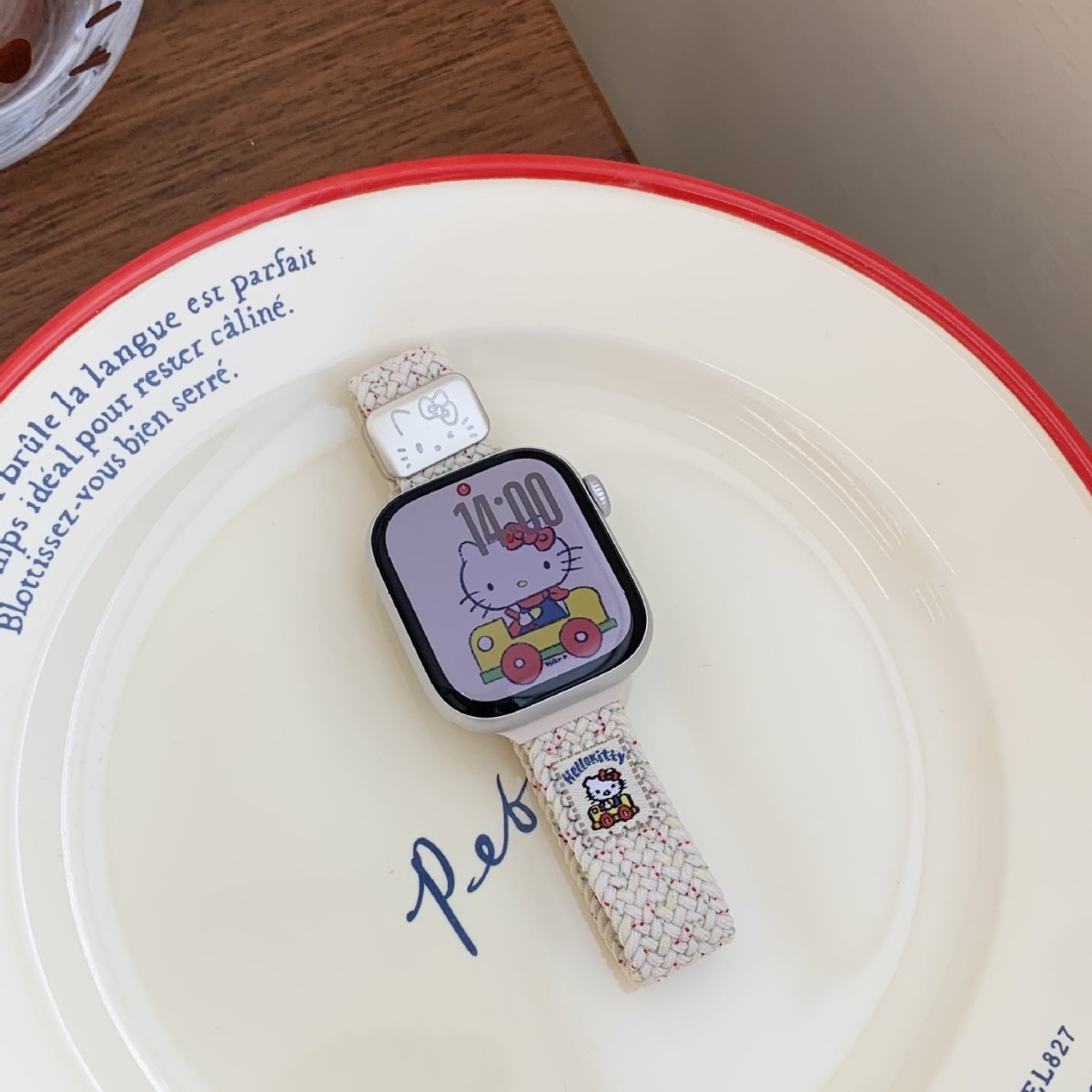 Fashion Kt Cat Cycling Suitable for iWatch Series 10 Apple 1-9 Watch Strap Slim Waist Braided Magnetic Se