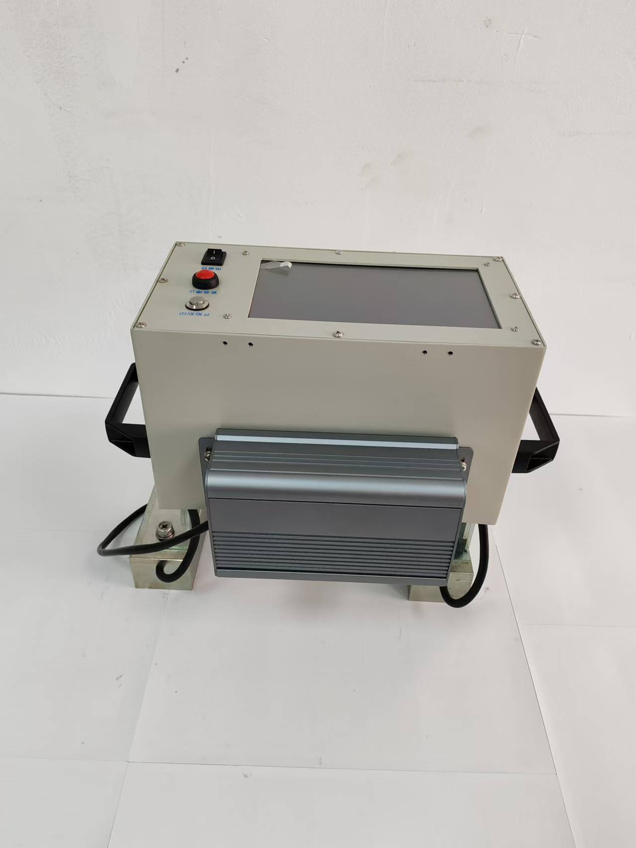 Xuanyi Máquina de marcado eléctrica portátil Máquina de grabado de metal Máquina de codificación de marco de placa de acero Máquina de codificación VIN de viga de automóvil