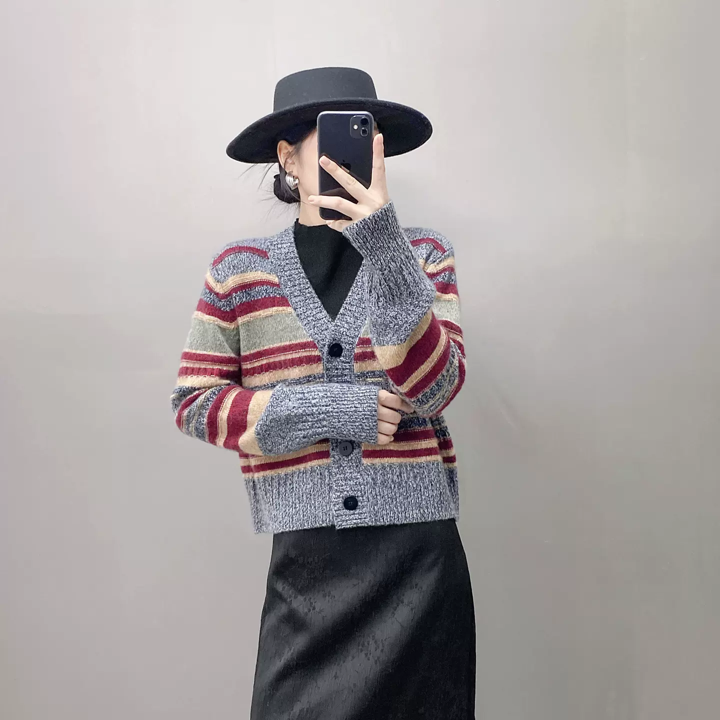山羊绒V领条纹针织开衫女宽松百搭花纱羊绒衫打底毛25衣秋冬新款