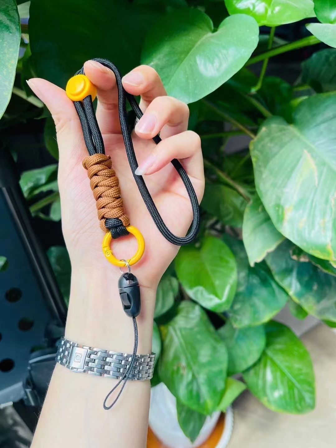 Nuevo teléfono móvil contraste color cordón Halter anti-perdido ajustable muñeca cuerda llavero cuerda trenzada hecha a mano cuerda de mano de dos colores