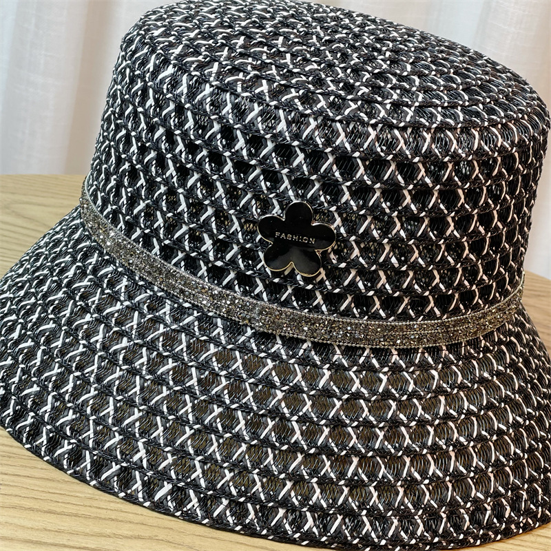 Neuer Wasser-Diamant-Buchstabe-Wassereimer-Fischerhut Strohhut Frühlings- und Sommerausflüge für Kinder Sonnenschirm Japanisches Netz Rot Schwarz Topfhut Flut_voghion.com