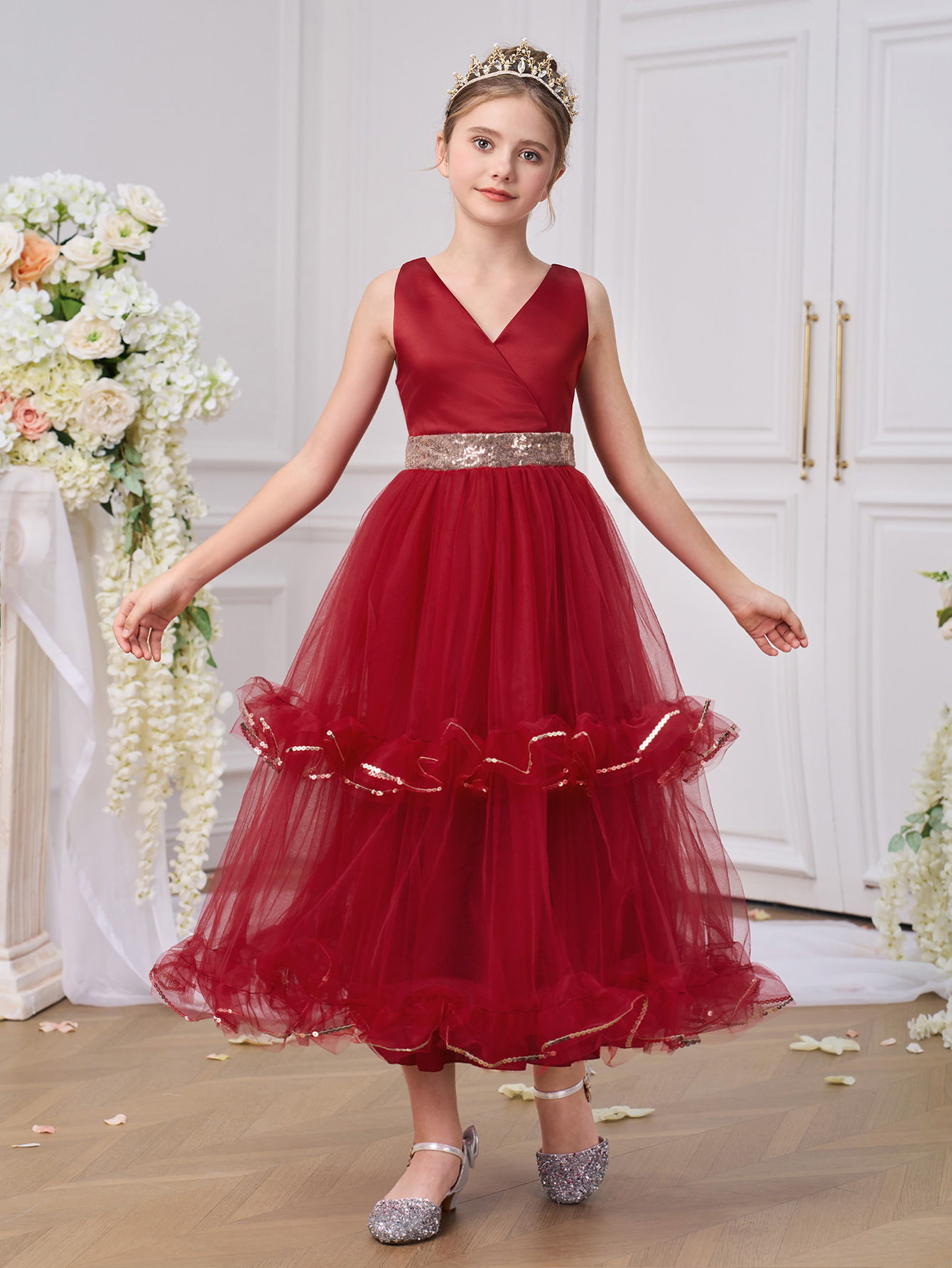 Verano nuevo estilo vestido de niña con cuello en V vestido de tarta de satén de malla vestido de escenario vestido de princesa de cumpleaños de niña de las flores