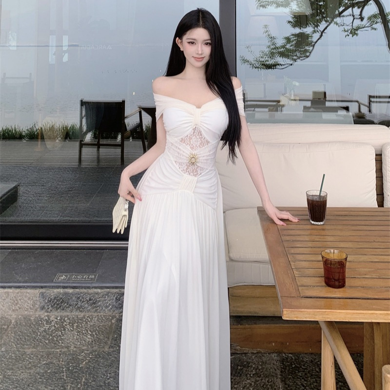 Light Luxury Dress, French-Style White One-Shoulder Dress, Women's Backless Waist-Cinching Long Dress, Holiday-Style Fairy Dress