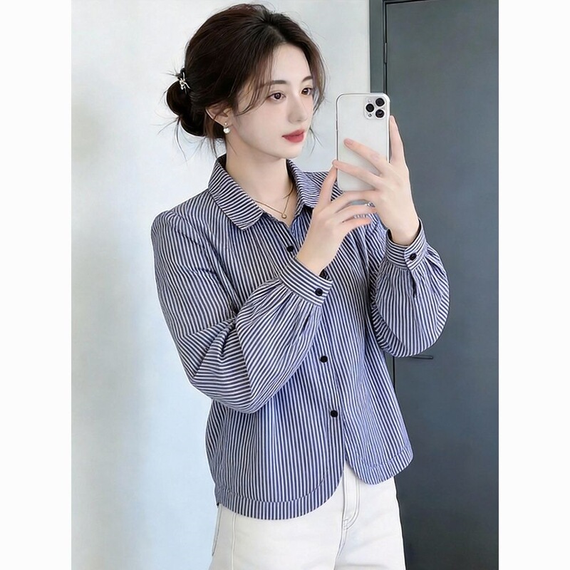 Polo collar striped single-breasted long-sleeve shirt for women, 2026 spring and autumn new style, petite and stylish shirt Polo collar striped single-breasted long-sleeve shirt for women, 2026 spring and autumn new style, petite and stylish shirt