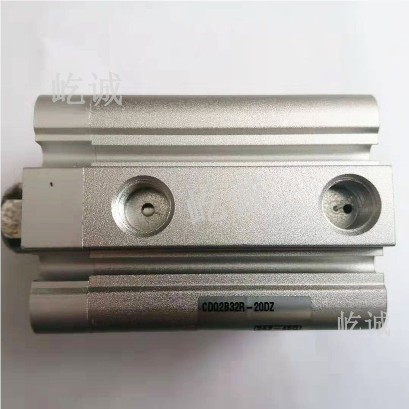 日本SMC全新CDQ2B32R-20DZ耐水性强气缸 通孔式 缸径32mm行程20mm