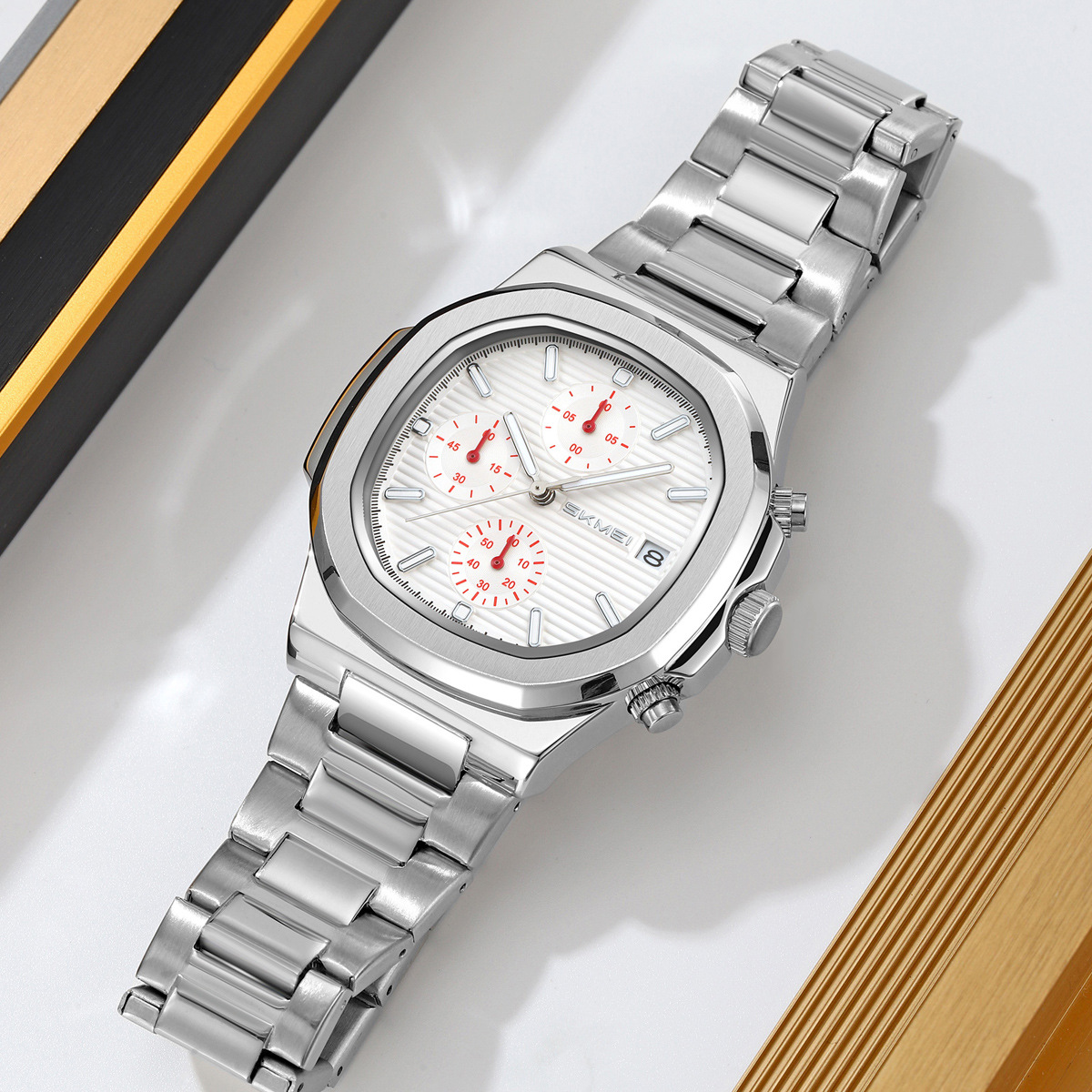 Momento de tres ojos seis agujas reloj de cuarzo para hombres nocturna multifuncional deportivo impermeable reloj de negocios fuente mayorista
