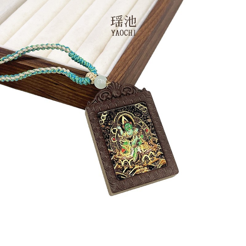 天然材质手工制作藏式绿财神招财纳福唐卡香牌吊坠挂脖合香牌批发|undefined