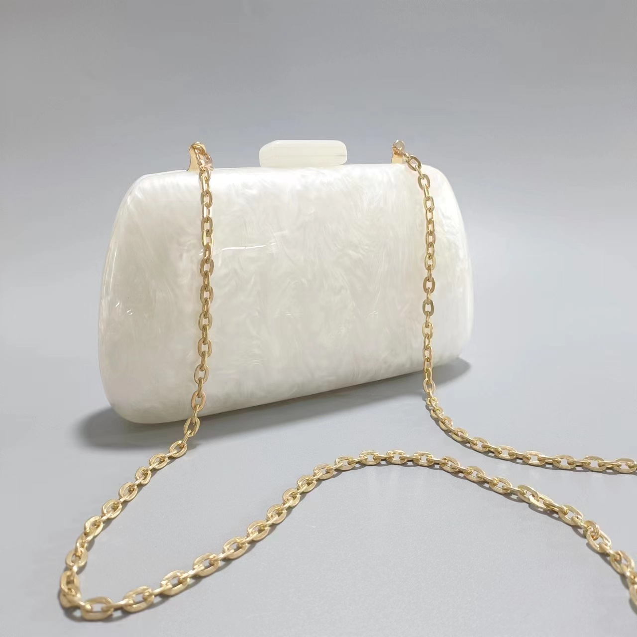 Elegante pochette da sera in acrilico – Borsa a tracolla versatile con catena staccabile per matrimoni e feste (albicocca)_voghion.com