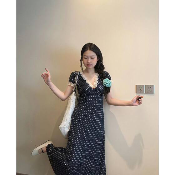 French Retro Explosive Polo Dot dress 2025 New Style Lace Elegant Summer Dress Slim-fit Slimming Waist