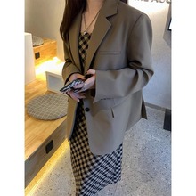 Hhyii 西装外套2023春季新款搭配吊带的高级感气质休闲西服上衣女