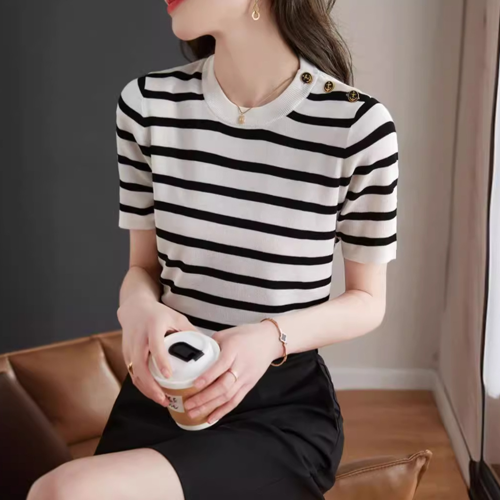 减龄靓丽弹力针织衫短袖女式夏天条纹半袖子毛线衣2025显瘦t恤女