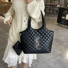 �͹�������ذ�Ů��2025�¿���|��С��ͨ����ĸ���������μ��