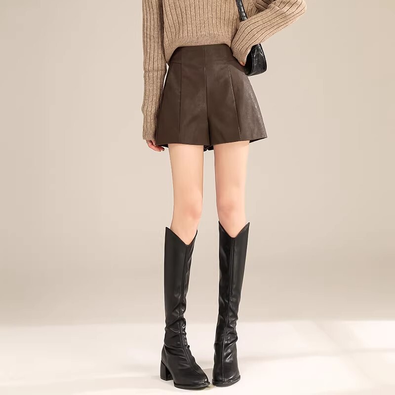 Women's Leather Shorts for Outerwear, Spring 2026 New High-Waisted Matte Pu A-Line Boot Shorts, Autumn and Winter Brown Wide-Leg Pants