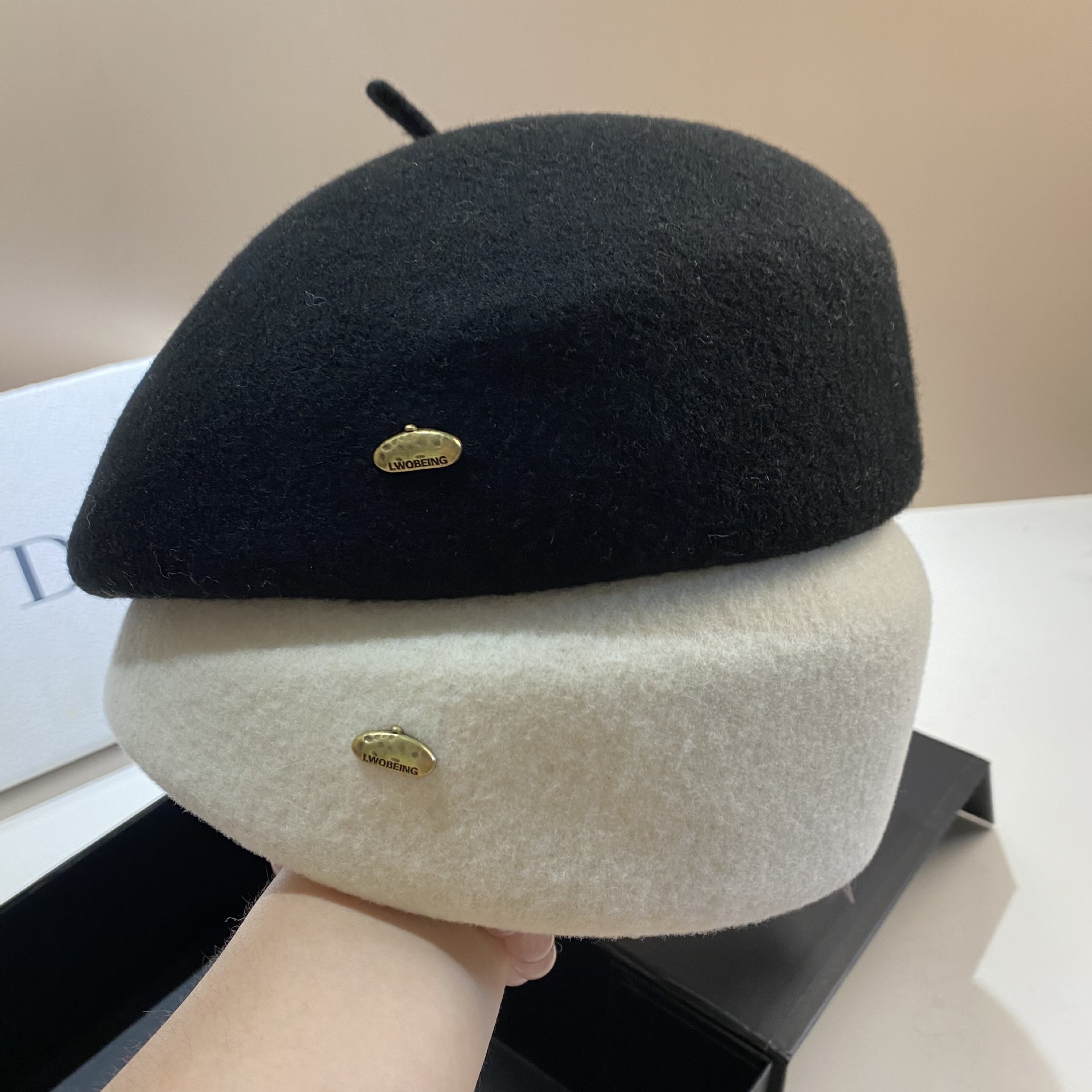 Hochwertige Baskenmütze aus Wolle, koreanische Version, dreidimensionaler Flugbegleiterhut im Promi-Stil, modisch und_voghion.com