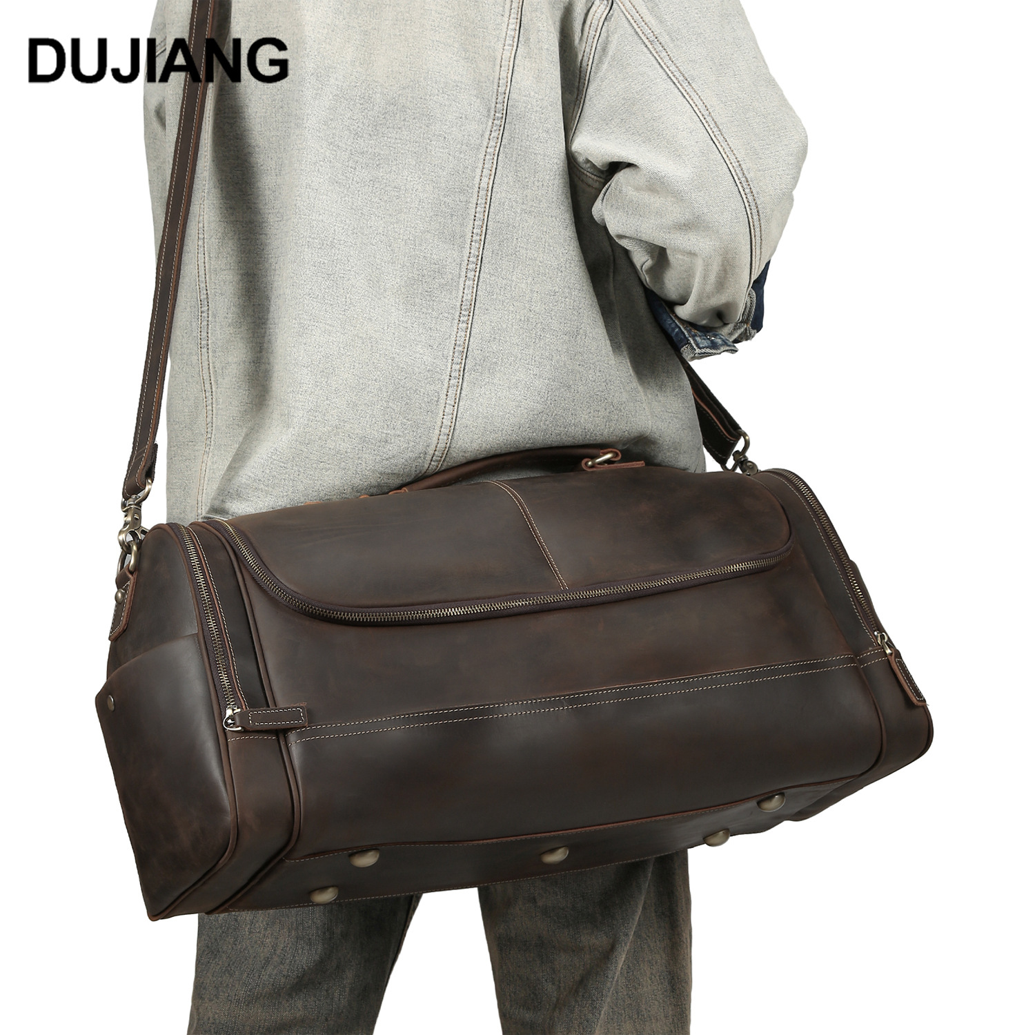 Retro capacious travel bag