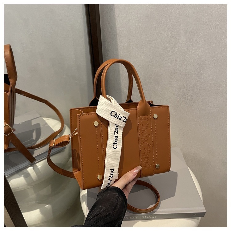 跨境bags2025秋冬包包女潮百搭托特包绣花字母手提包斜挎通勤女包|undefined
