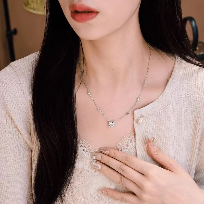 ベビーブレス プラム モアッサナイト ネックレス 925 スターリングシルバー ネックレス レトロ クラシック 鎖骨チェーン ガールフレンドへのギフトとして 520|undefined