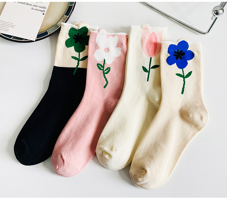 40g Weight Socks Classification Socks Lingerie Type Nylon, Cotton Fabric Type Women's Sweet Simple Style Flower Nylon Cotton Crew Socks A Pair