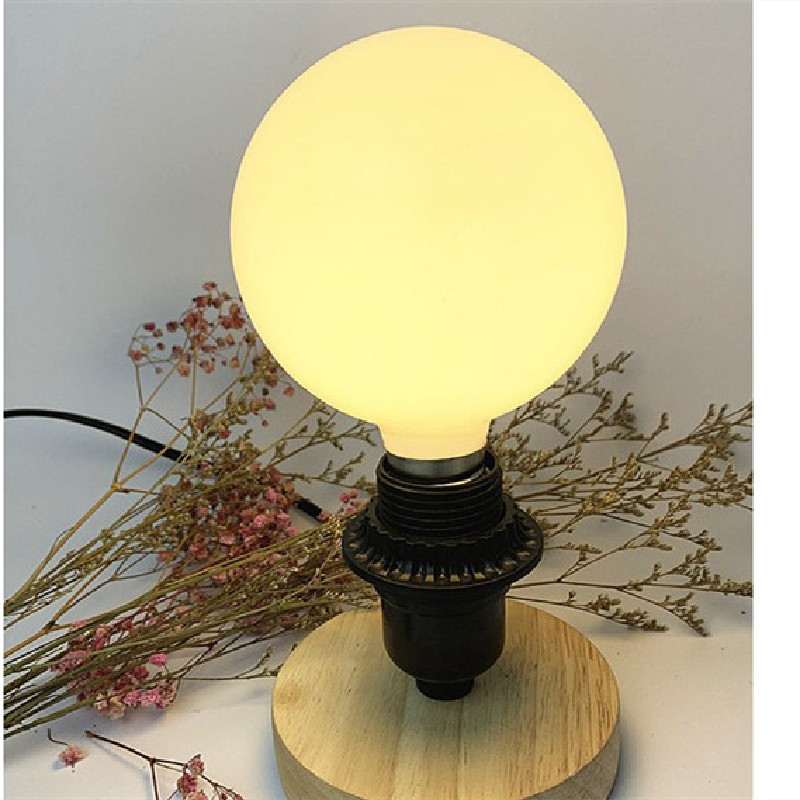 Bombilla LED Dragon Ball G80 Luz de tres colores que cambia la decoración del hogar E27 tornillo boca luz cálida luz natural bombilla redonda