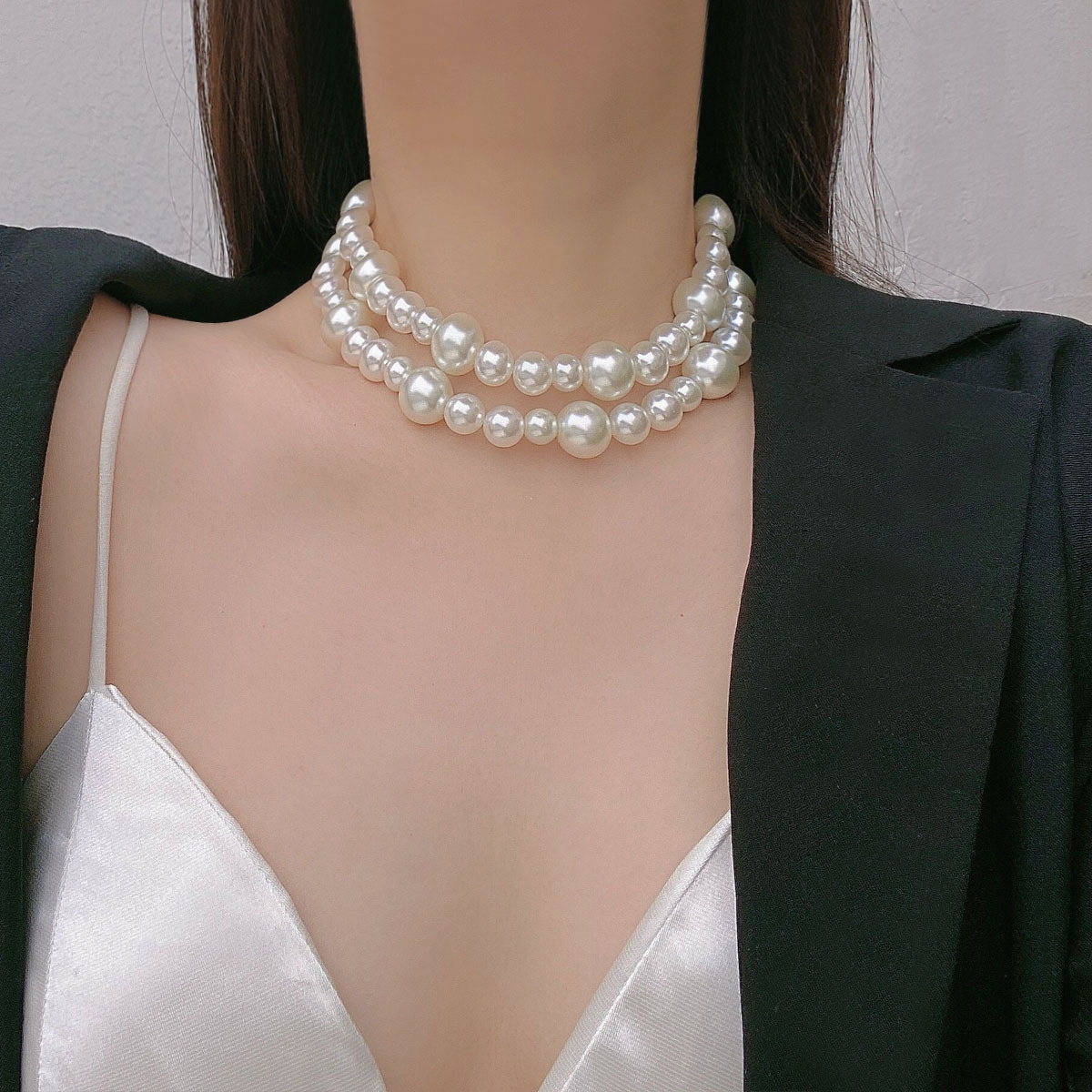 Collier ras de cou perle vintage élégant double rang bijoux_voghion.com