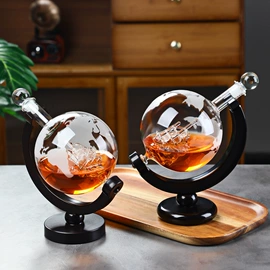 醒酒器;酒具套装;玻璃杯