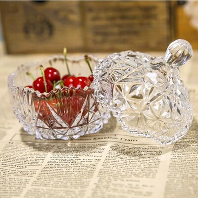 European style Glass Candy jar transparent With cover Storage tank Fruit bowl Seasoning Box Tea pot Ashtray Return ceremony suit