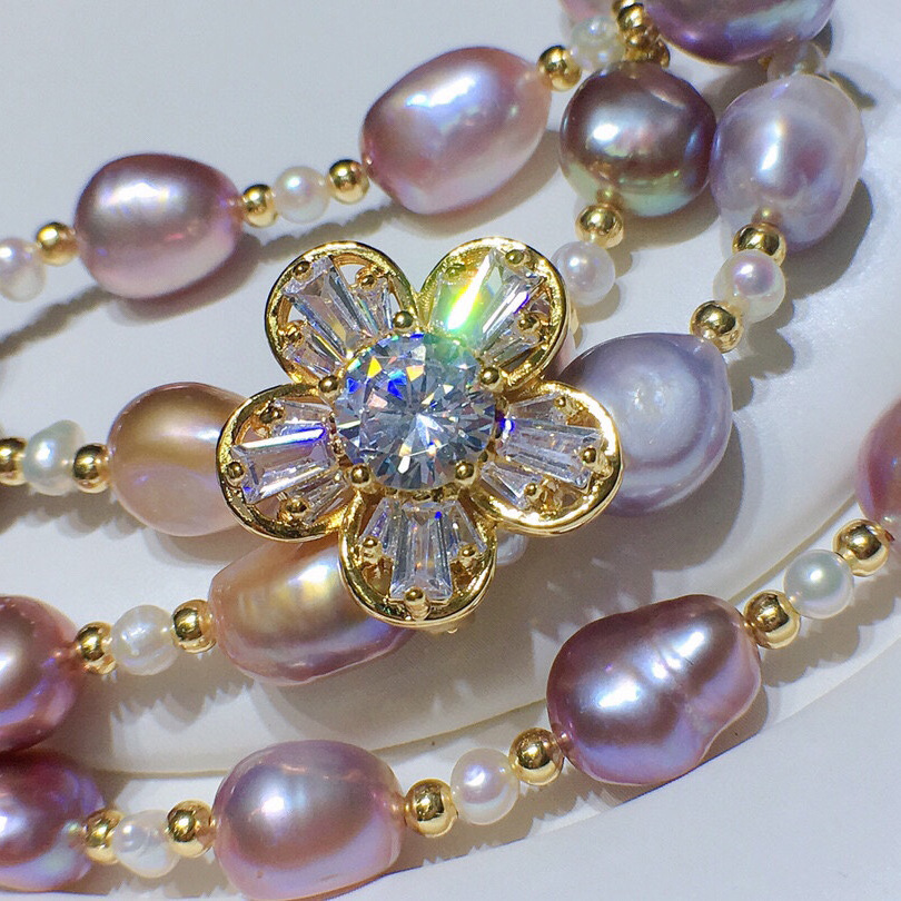 Gel Pearl Sweater Chain