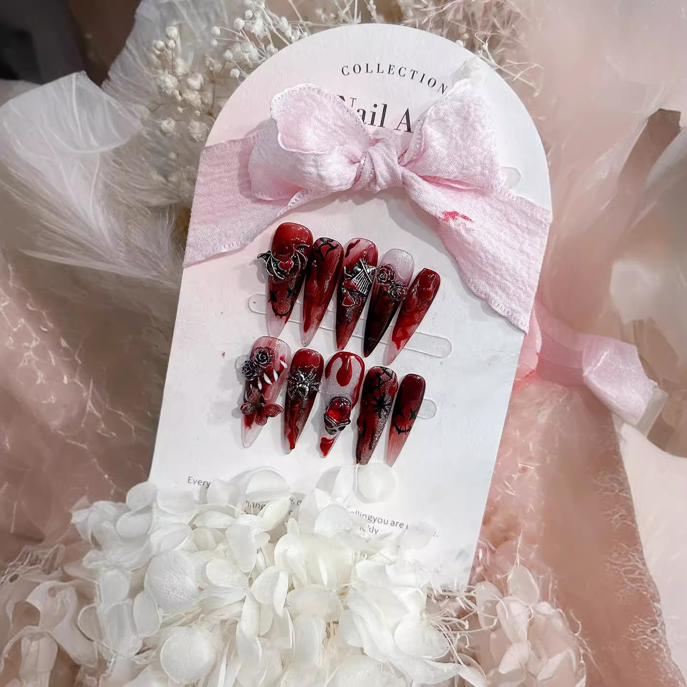 Actividades de Halloween armadura desgastada a mano Harry Potter montando una escoba volando sangre sacrificio desmontable falsa belleza de uñas