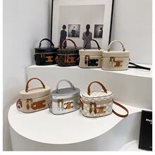 ��Ʒײɫƴ��2025�¿����������������͕r�Іμ�б��������Ӱ�