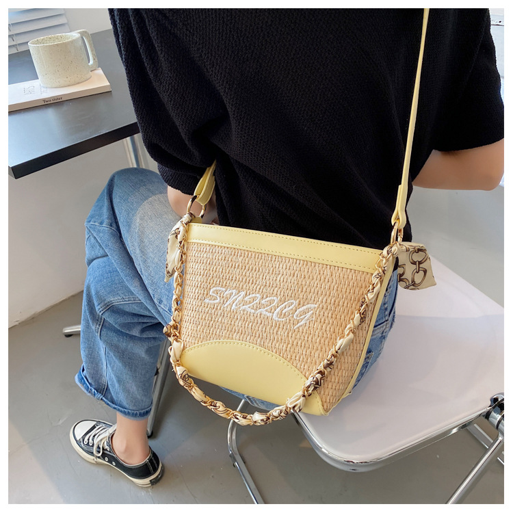 Korean Fashion Straw Woven Messenger Small Square Bag display picture 13