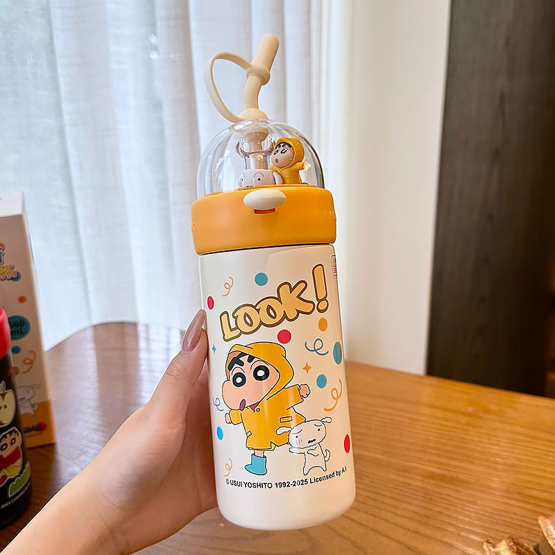 Lápiz pequeño nuevo baloncesto taza de aislamiento térmico 2025 nuevo estilo de alta mujer hermosa taza de paja taza de agua de gran capacidad para niños