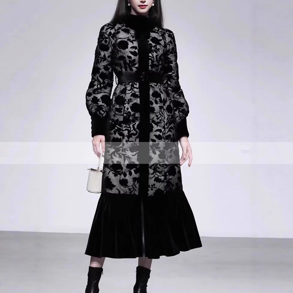 冬季新款女装中式立领灯笼袖收腰鱼尾荷叶边丝绒羽绒服洋气外套