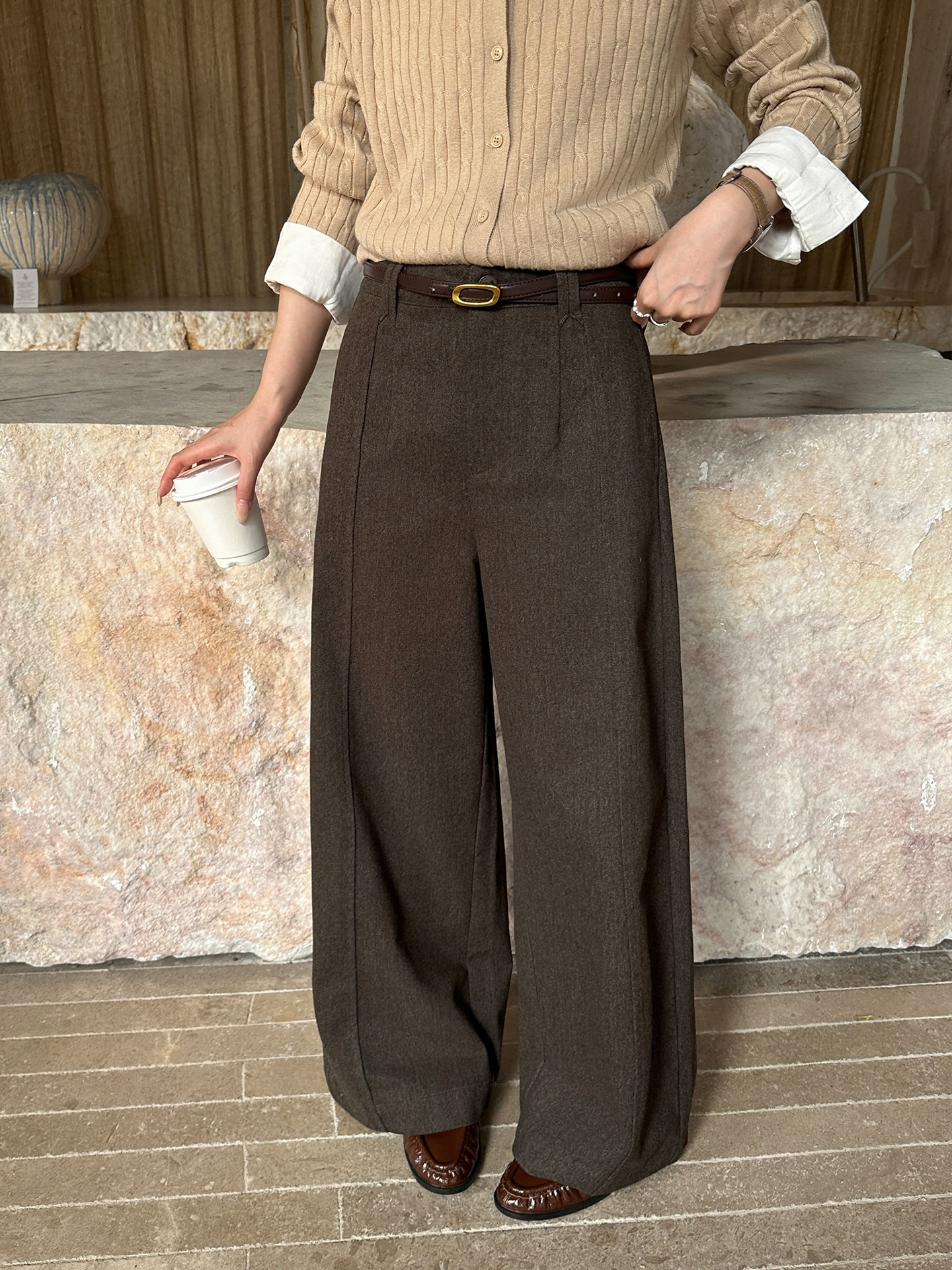 ICCIICC Old Money Style High-End Wide-Leg Pants, New Autumn Woolen Casual Pants for Women, Model 2669