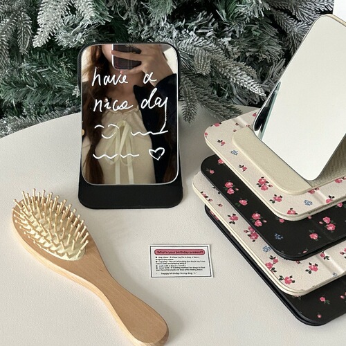 Delicate Girl's Heartbreak Flower Folding Mirror Makeup Mirror Portable Travel Student Dormitory Stand-Up Small Mirror